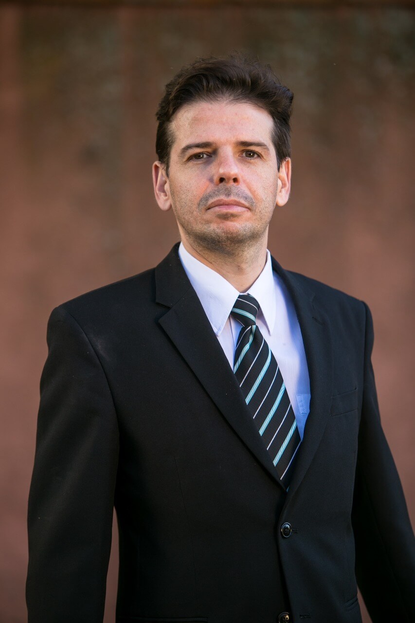 Dr. Renato Buosi